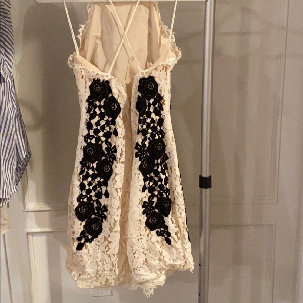 Dress - Picture 2 of 2